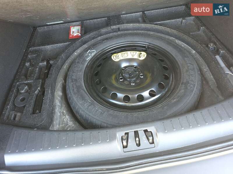 Внедорожник / Кроссовер Ford Kuga 2017 в Киеве