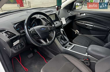 Внедорожник / Кроссовер Ford Kuga 2018 в 