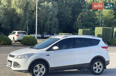 Внедорожник / Кроссовер Ford Kuga 2013 в 