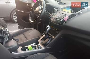 Внедорожник / Кроссовер Ford Kuga 2014 в 