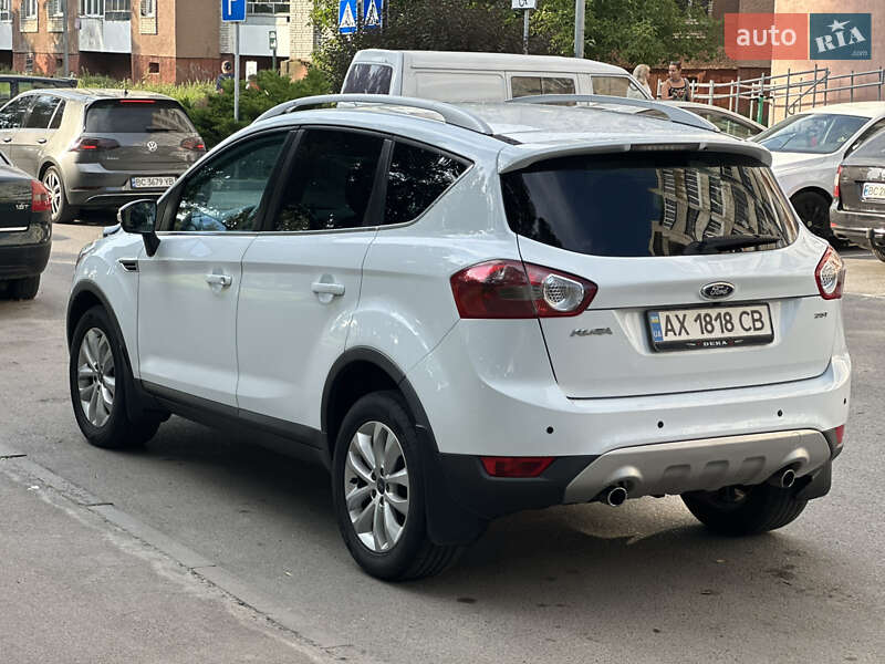 Внедорожник / Кроссовер Ford Kuga 2010 в Львове