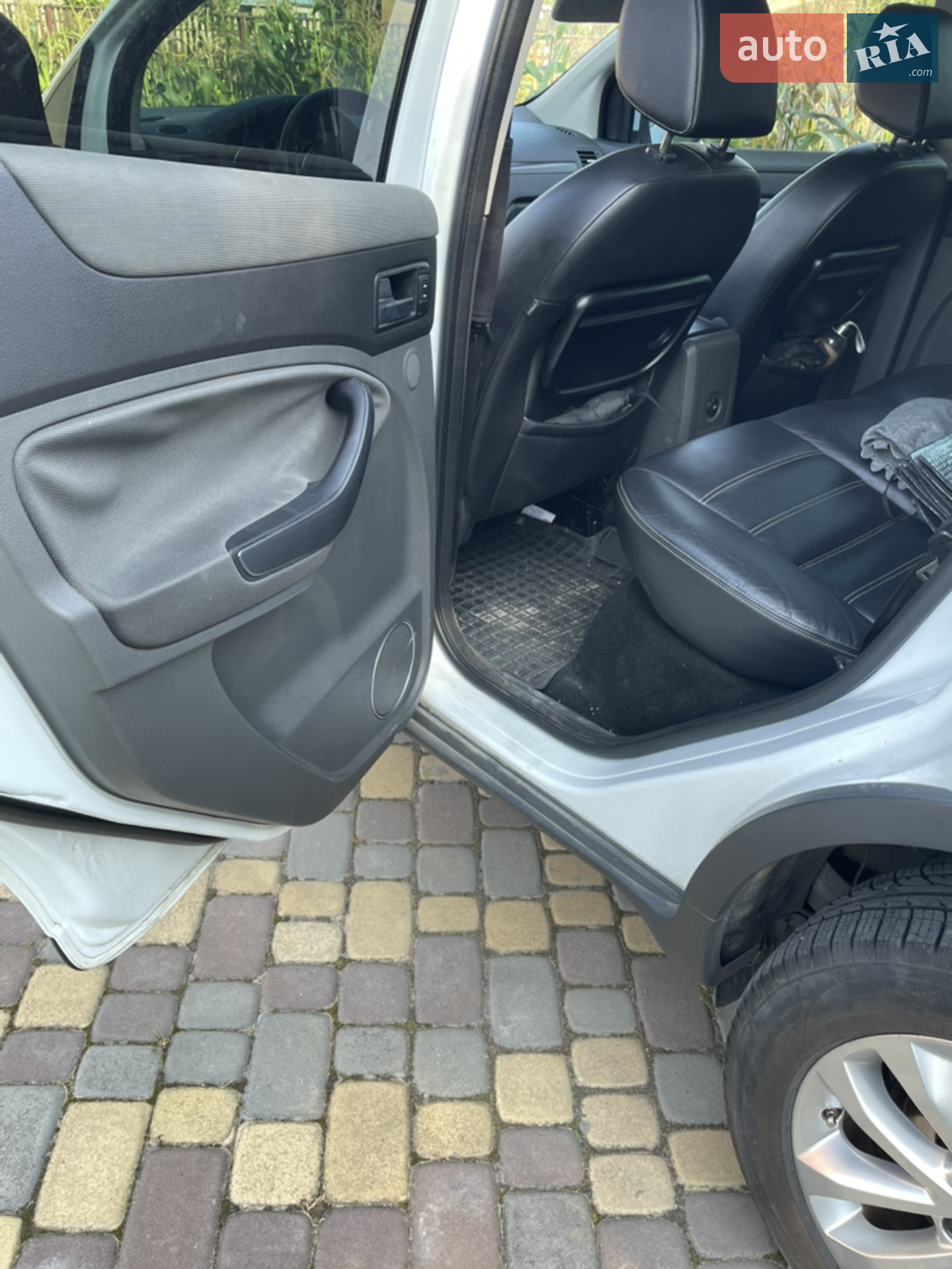 2010 Ford Kuga - мініатюра 8