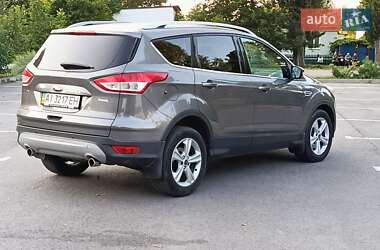 Внедорожник / Кроссовер Ford Kuga 2013 в 