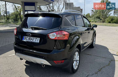 Внедорожник / Кроссовер Ford Kuga 2012 в 