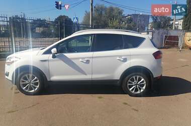 Внедорожник / Кроссовер Ford Kuga 2012 в 