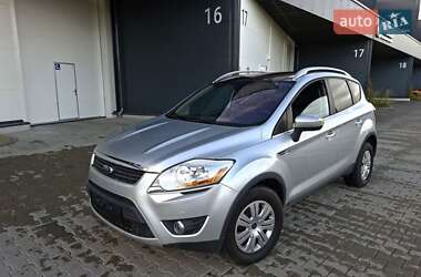 Внедорожник / Кроссовер Ford Kuga 2010 в 