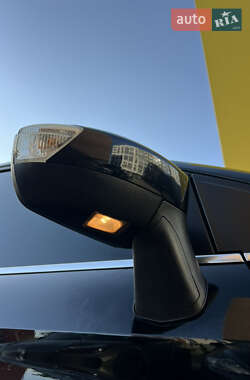 Внедорожник / Кроссовер Ford Kuga 2010 в 