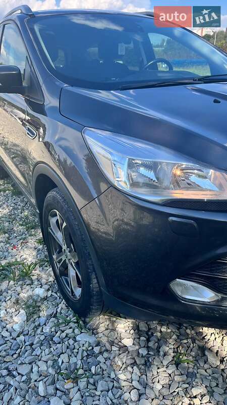 Позашляховик / Кросовер Ford Kuga 2016 в Тернополі