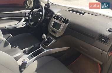 Внедорожник / Кроссовер Ford Kuga 2012 в 