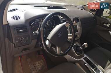 Внедорожник / Кроссовер Ford Kuga 2012 в 