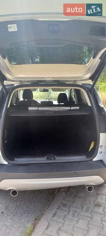 Внедорожник / Кроссовер Ford Kuga 2019 в Ромнах фото 85 Внедорожник / Кроссовер Ford Kuga 2019 в Ромнах