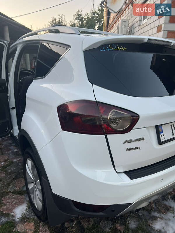 Внедорожник / Кроссовер Ford Kuga 2010 в Кобеляках