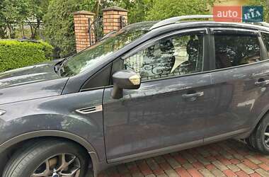 Внедорожник / Кроссовер Ford Kuga 2011 в 