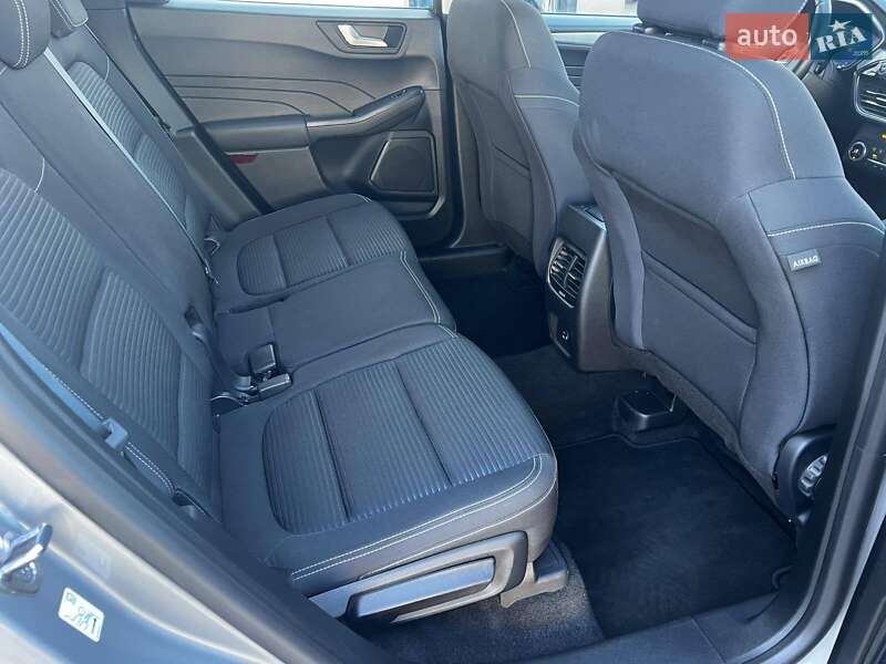 Позашляховик / Кросовер Ford Kuga 2021 в Черкасах фото 12 Позашляховик / Кросовер Ford Kuga 2021 в Черкасах