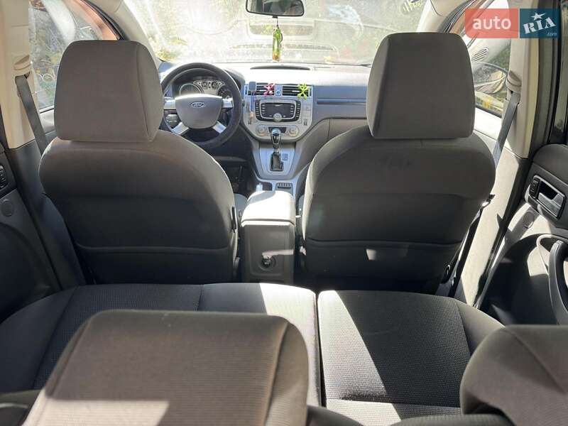 Внедорожник / Кроссовер Ford Kuga 2010 в Ромнах