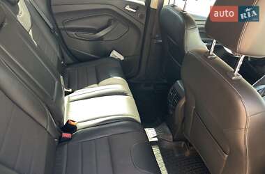 Внедорожник / Кроссовер Ford Kuga 2013 в 