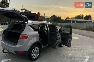 Внедорожник / Кроссовер Ford Kuga 2012 в 