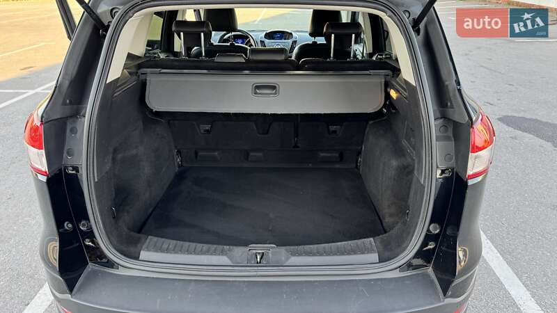 Внедорожник / Кроссовер Ford Kuga 2014 в Тернополе