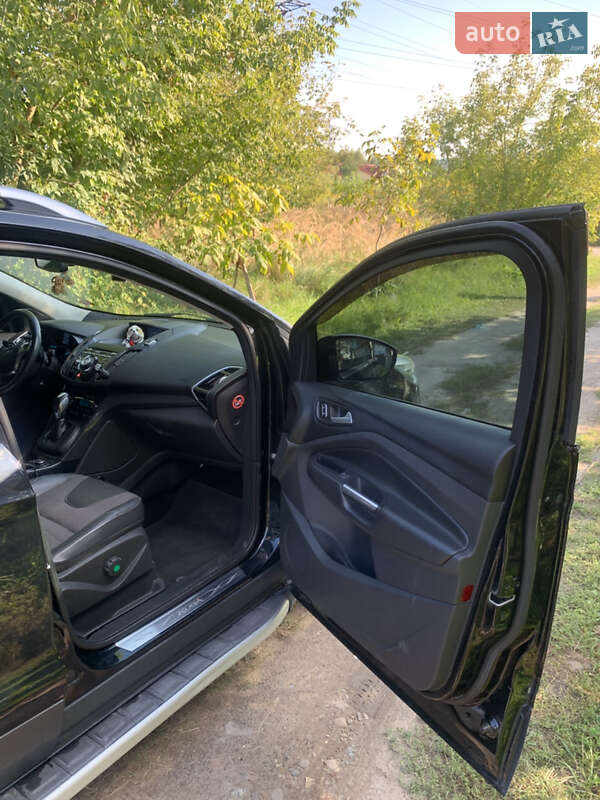 Внедорожник / Кроссовер Ford Kuga 2015 в Львове фото 9 Внедорожник / Кроссовер Ford Kuga 2015 в Львове