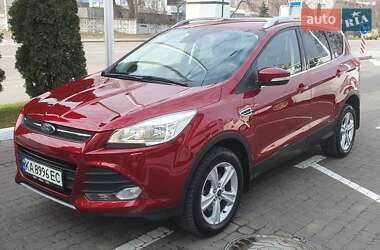 Внедорожник / Кроссовер Ford Kuga 2016 в 