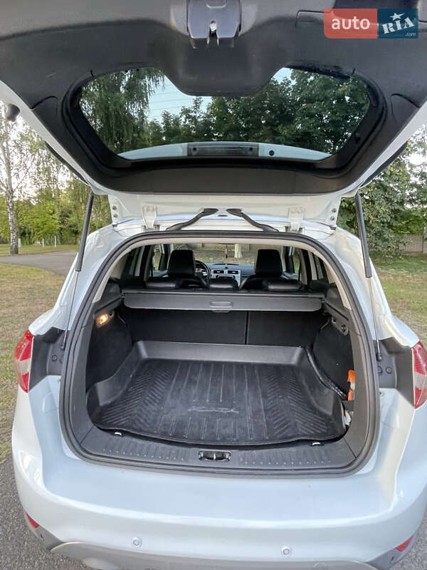 Внедорожник / Кроссовер Ford Kuga 2011 в Киеве