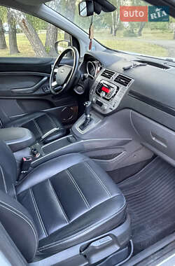 Внедорожник / Кроссовер Ford Kuga 2011 в 