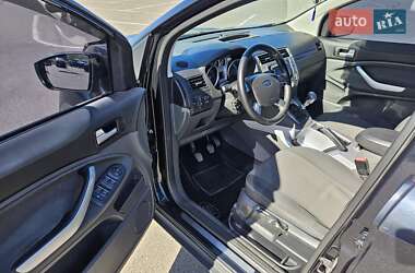 Внедорожник / Кроссовер Ford Kuga 2011 в 