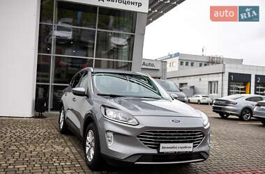 Внедорожник / Кроссовер Ford Kuga 2020 в 