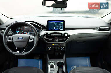 Внедорожник / Кроссовер Ford Kuga 2020 в 