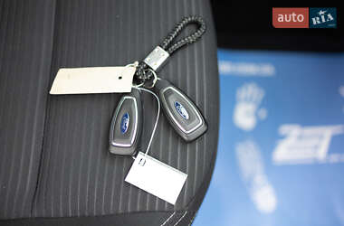 Внедорожник / Кроссовер Ford Kuga 2020 в 