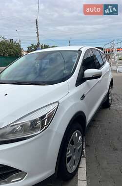 Внедорожник / Кроссовер Ford Kuga 2016 в 