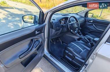 Внедорожник / Кроссовер Ford Kuga 2009 в 