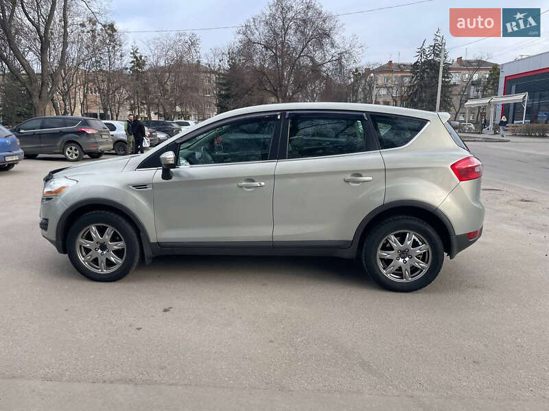 Внедорожник / Кроссовер Ford Kuga 2009 в Харькове