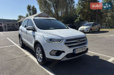 Позашляховик / Кросовер Ford Kuga 2019 в Києві