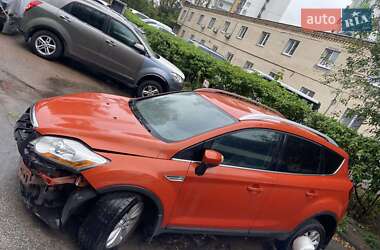 Внедорожник / Кроссовер Ford Kuga 2011 в 