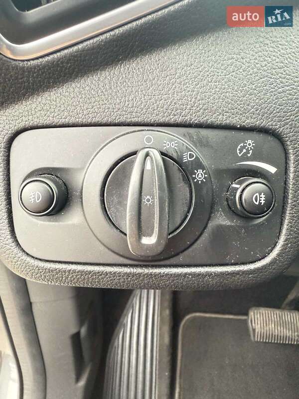 Внедорожник / Кроссовер Ford Kuga 2015 в Луцке