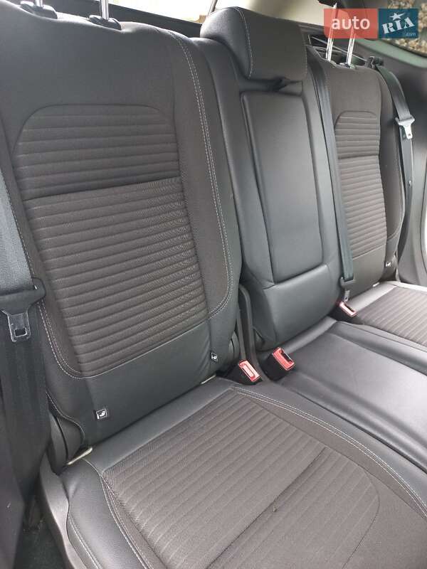 Позашляховик / Кросовер Ford Kuga 2019 в Києві