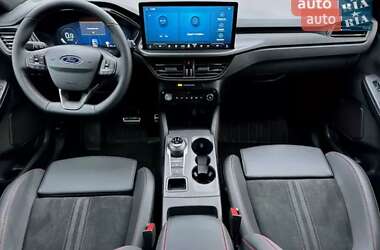 Позашляховик / Кросовер Ford Kuga 2025 в 