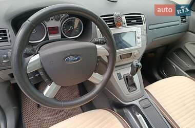 Внедорожник / Кроссовер Ford Kuga 2011 в 