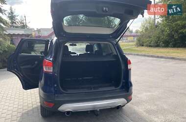 Внедорожник / Кроссовер Ford Kuga 2013 в 