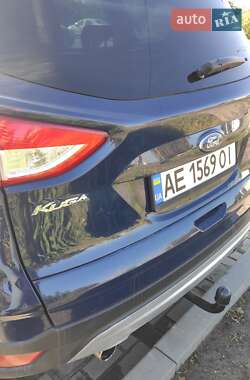 Внедорожник / Кроссовер Ford Kuga 2013 в 