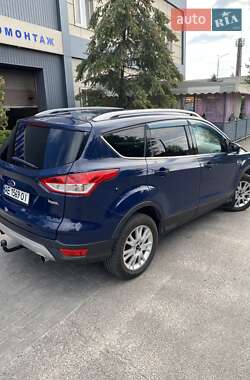Внедорожник / Кроссовер Ford Kuga 2013 в 