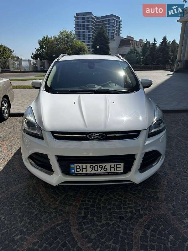 Ford Kuga 2015