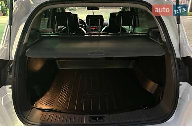 Внедорожник / Кроссовер Ford Kuga 2010 в 