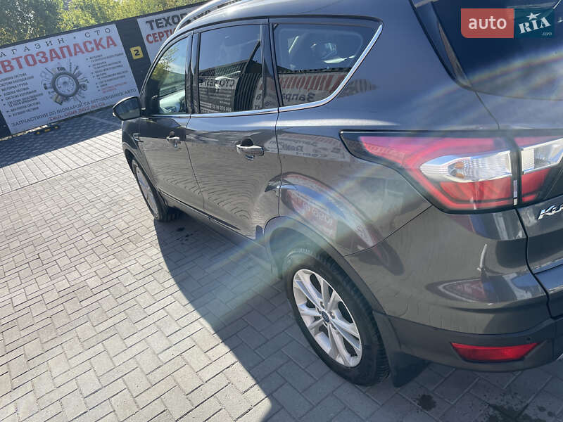 Позашляховик / Кросовер Ford Kuga 2019 в Шепетівці