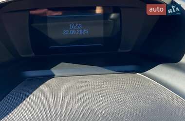 Внедорожник / Кроссовер Ford Kuga 2013 в 