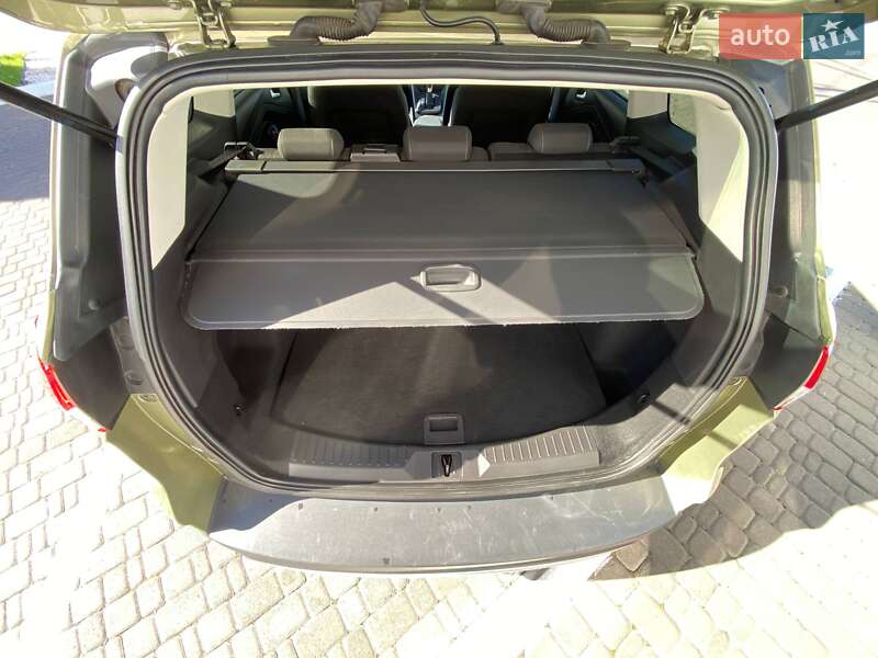 Внедорожник / Кроссовер Ford Kuga 2013 в Киеве