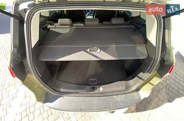 Внедорожник / Кроссовер Ford Kuga 2013 в 