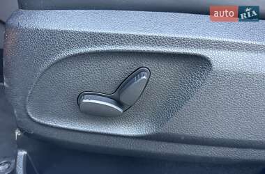 Внедорожник / Кроссовер Ford Kuga 2011 в 