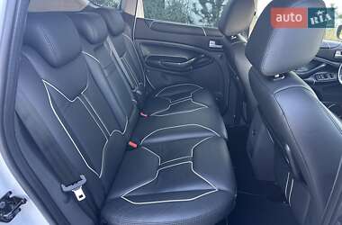 Внедорожник / Кроссовер Ford Kuga 2011 в 